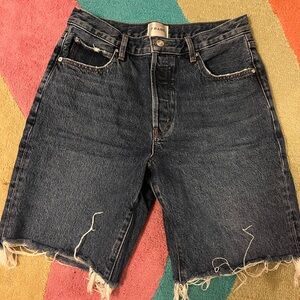 Frame Denim Button-Fly Jeans in Dark Blue